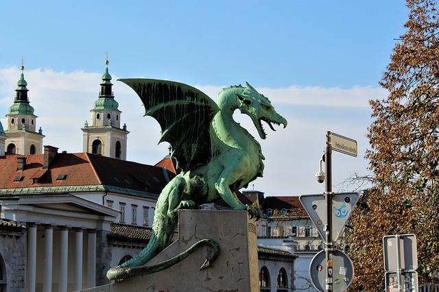 sLOVEnia
